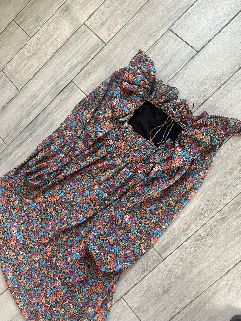 For Love & Lemons Brittany Floral Print Long Sleeve Midi Dress
For Love & Lemons - Picture 9 of 15